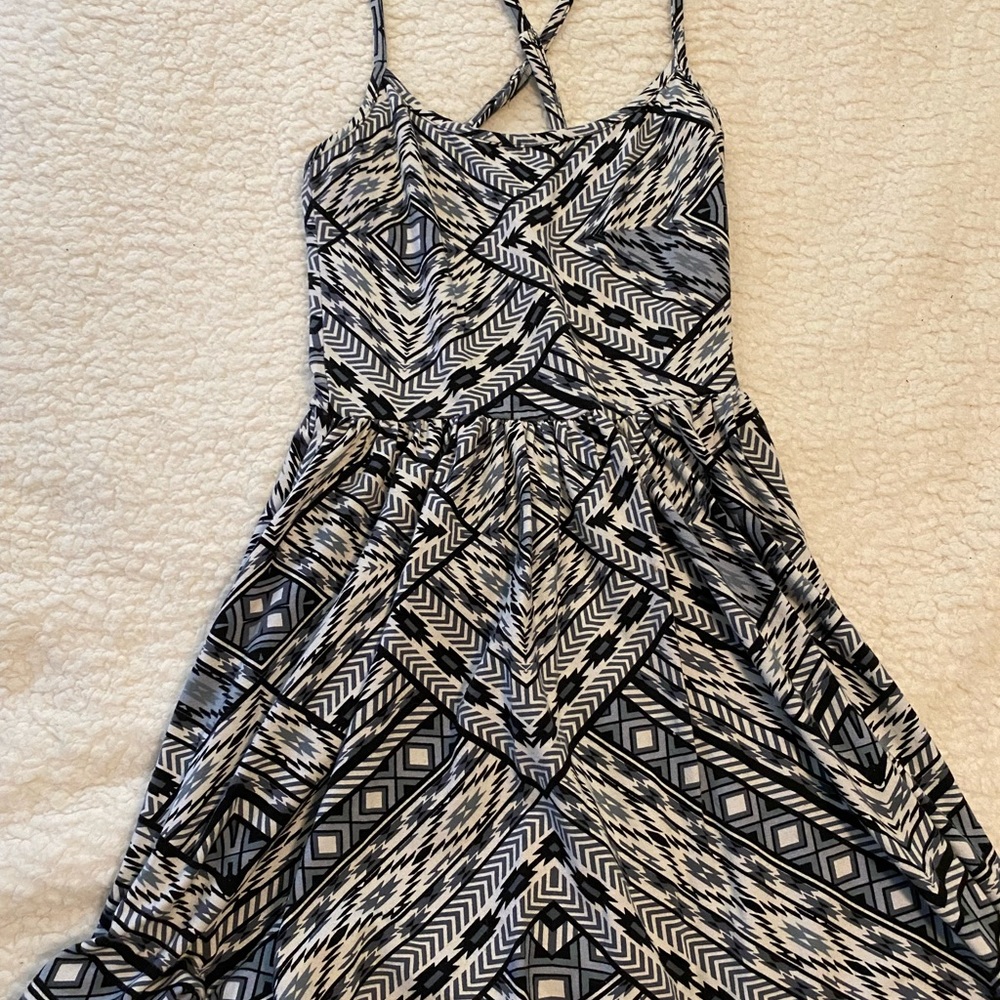 LA Hearts patterned dress. Size XS.